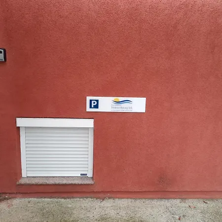 Ferienwohnung KRK Peter Lindpointner Krk Town Exterior foto